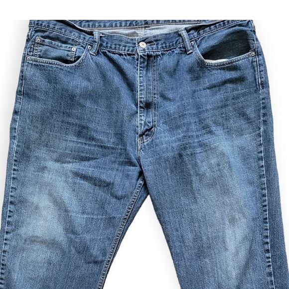 Levi's 559 Relaxed Straight Medium Wash Jeans Men Sz 44x34 (measured 43x31) - Picture 8 of 9